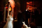 Taglio torta matrimonio notturno Abbazia San Giusto