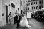 Arrivo sposa San Lorenzo in Lucina